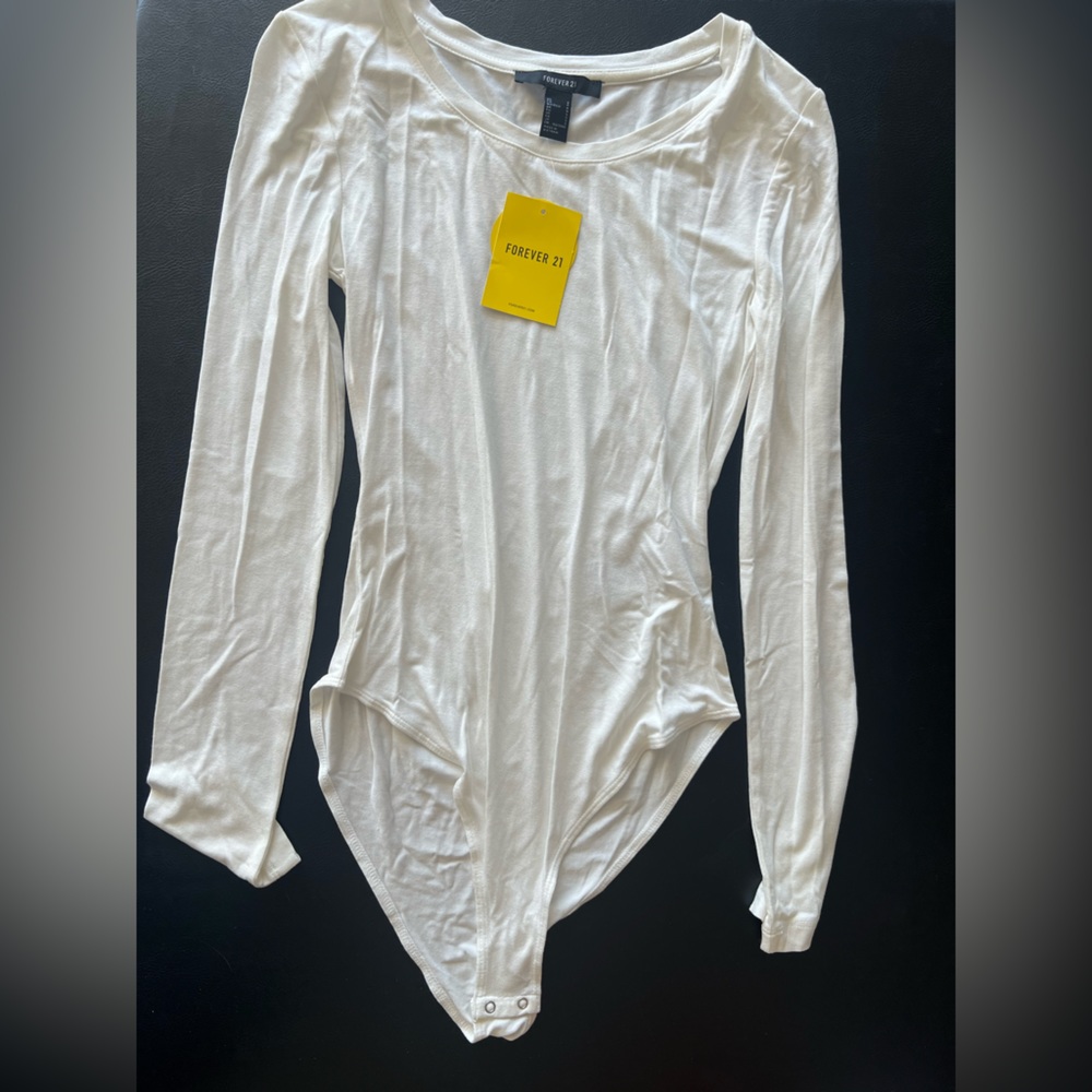 Long sleeve body suit